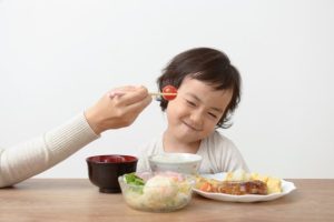 【管理栄養士おすすめ】1歳半の子どもがご飯を食べない！食べムラへの対処法とは