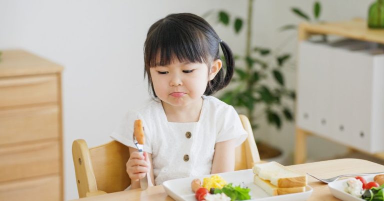 1歳の偏食どうすれば良い？原因と克服のための対処法をご紹介