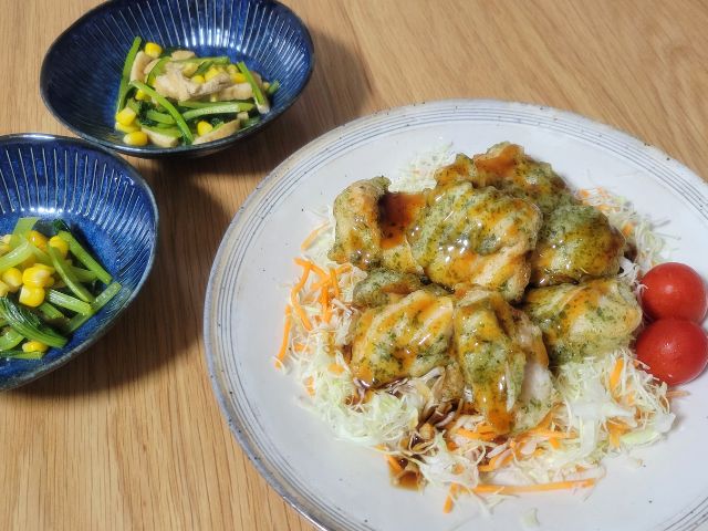 PAKUMOGU_鶏肉の磯部天ぷら照り焼きソース・小松菜と揚げの煮びたし